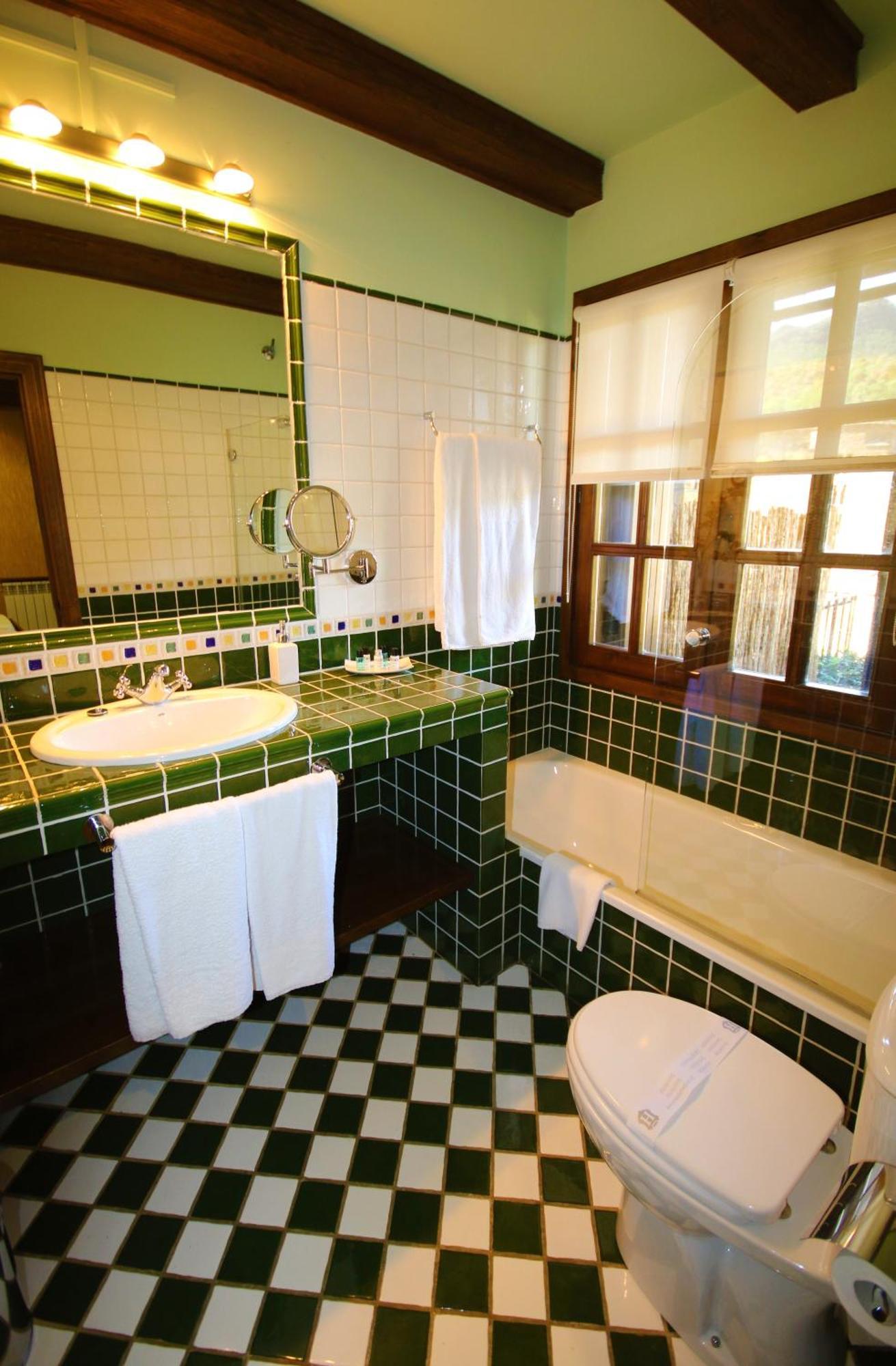 Hotel Rural El Mirador De Los Pirineos Santa Cruz de la Serós 外观 照片