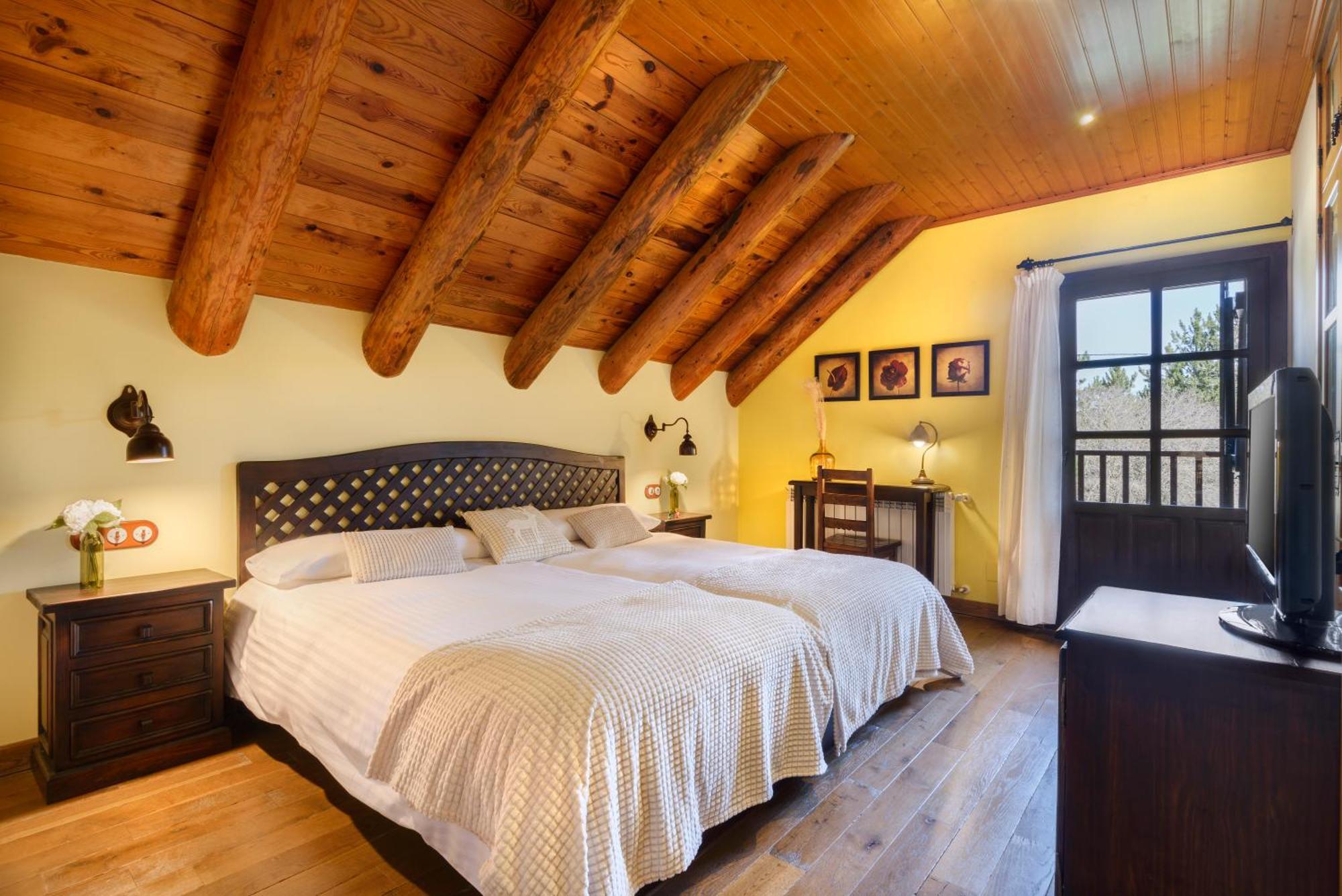 Hotel Rural El Mirador De Los Pirineos Santa Cruz de la Serós 外观 照片