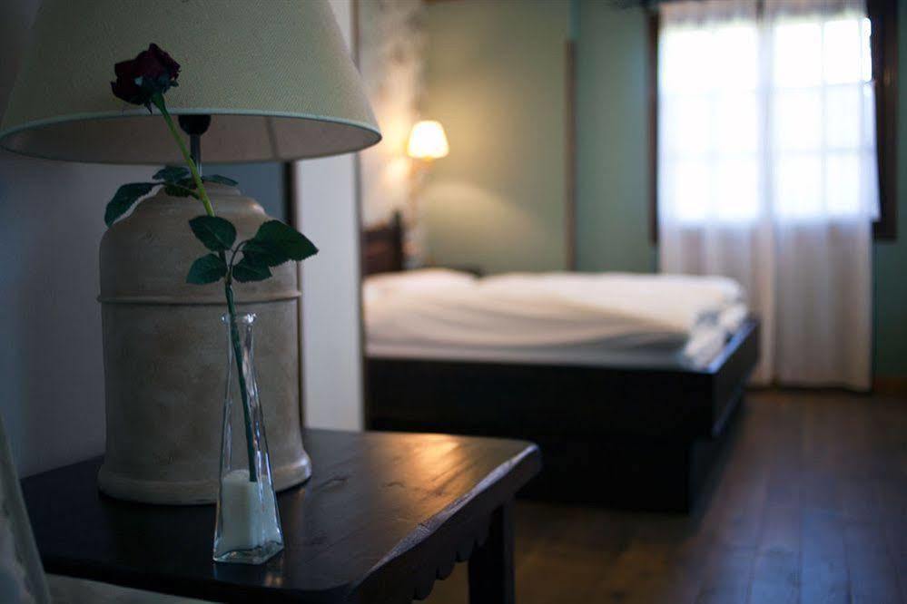 Hotel Rural El Mirador De Los Pirineos Santa Cruz de la Serós 外观 照片